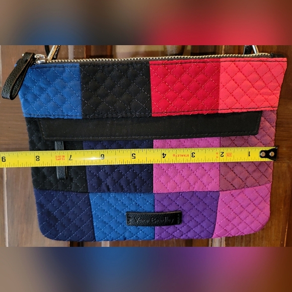 Vera Bradley RFID Blocking Winter Patchwork Pattern Crossbody Bag - Picture 7 of 15